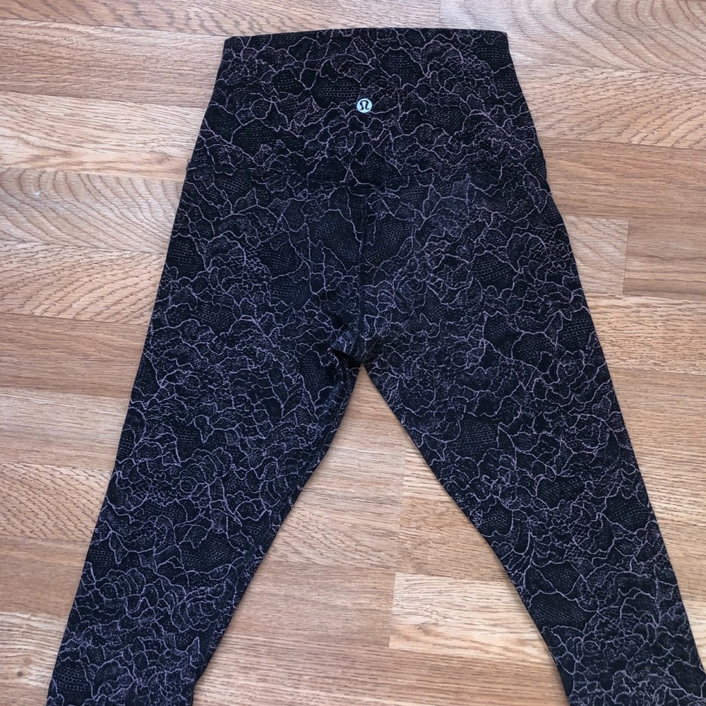 Lululemon align 28’ inch leggings size 4